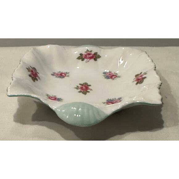 Shelley Rosebud Fine Bone China Trinket Dish Small Bowl  Dainty Shape Small Bowl - Picture 7 of 8